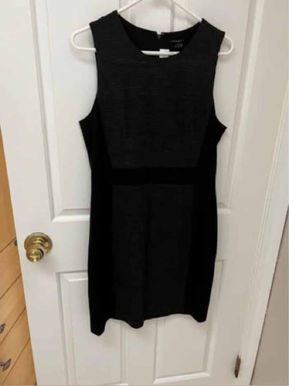 Theory Taline Persuade in Charcoal Gray and black Sheath Dress Size 12 NWT 

New